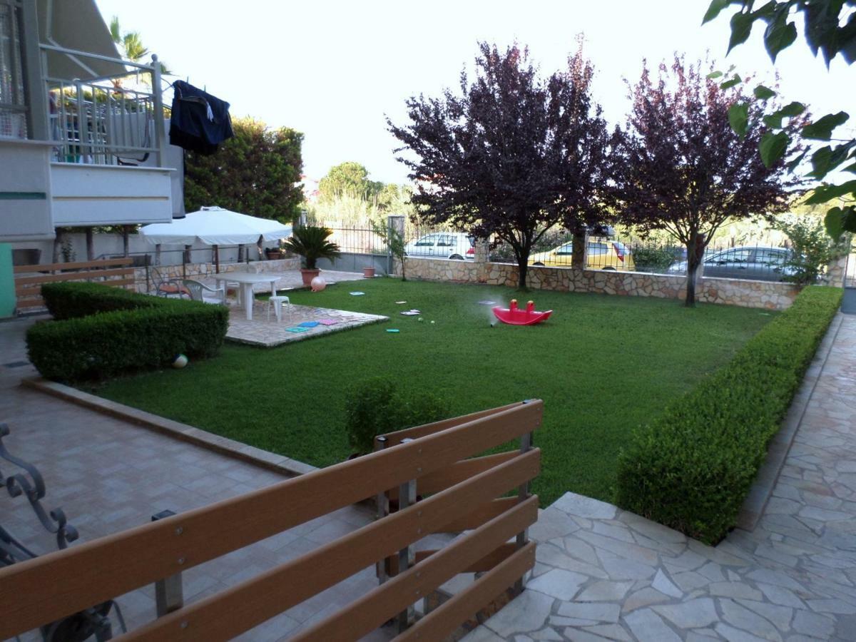 Asfodelos Apartment Hotel เคโควาโตส ภายนอก รูปภาพ